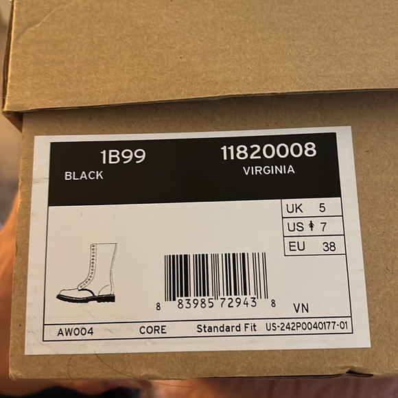 Doc Martin boots - Picture 11 of 11